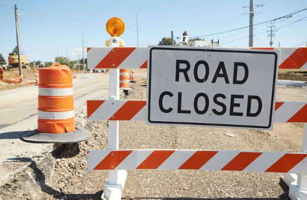 Navigating Construction Signs: 5 Essential Permits and Regulations